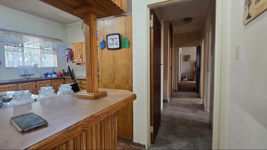 4 Bedroom Property for Sale in Koffiefontein Free State